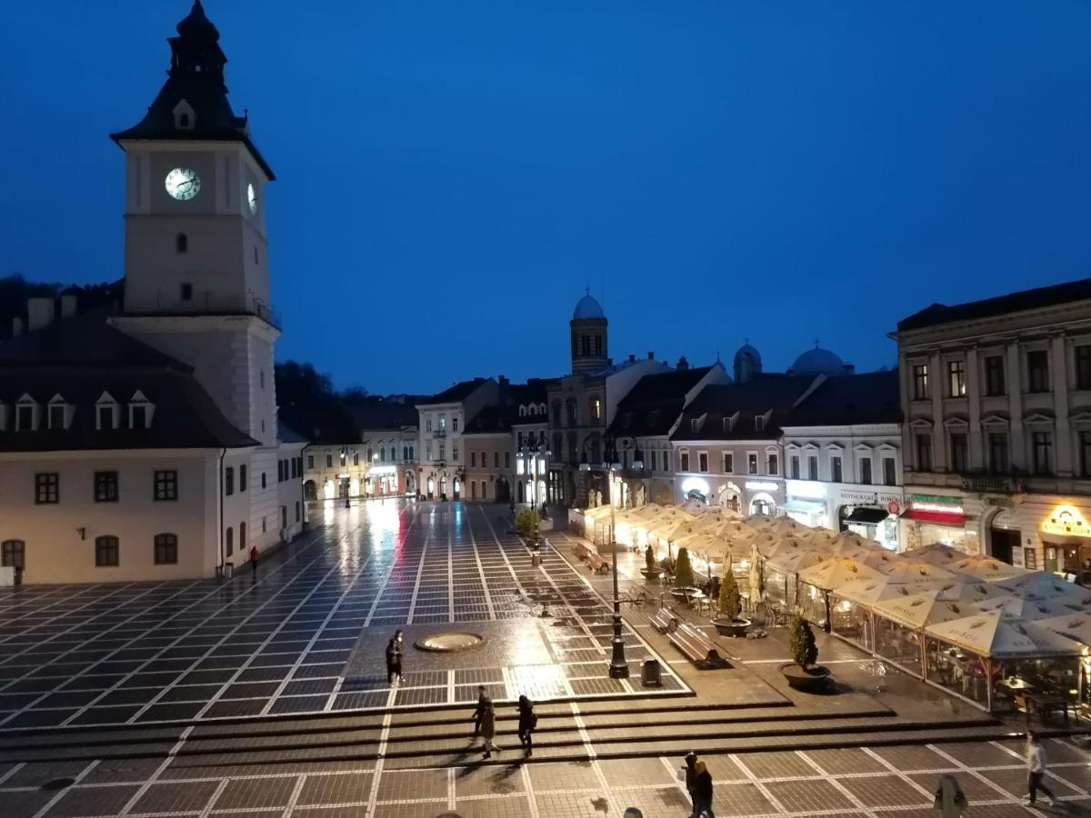 4 Piata Sfatului 3* Braşov
