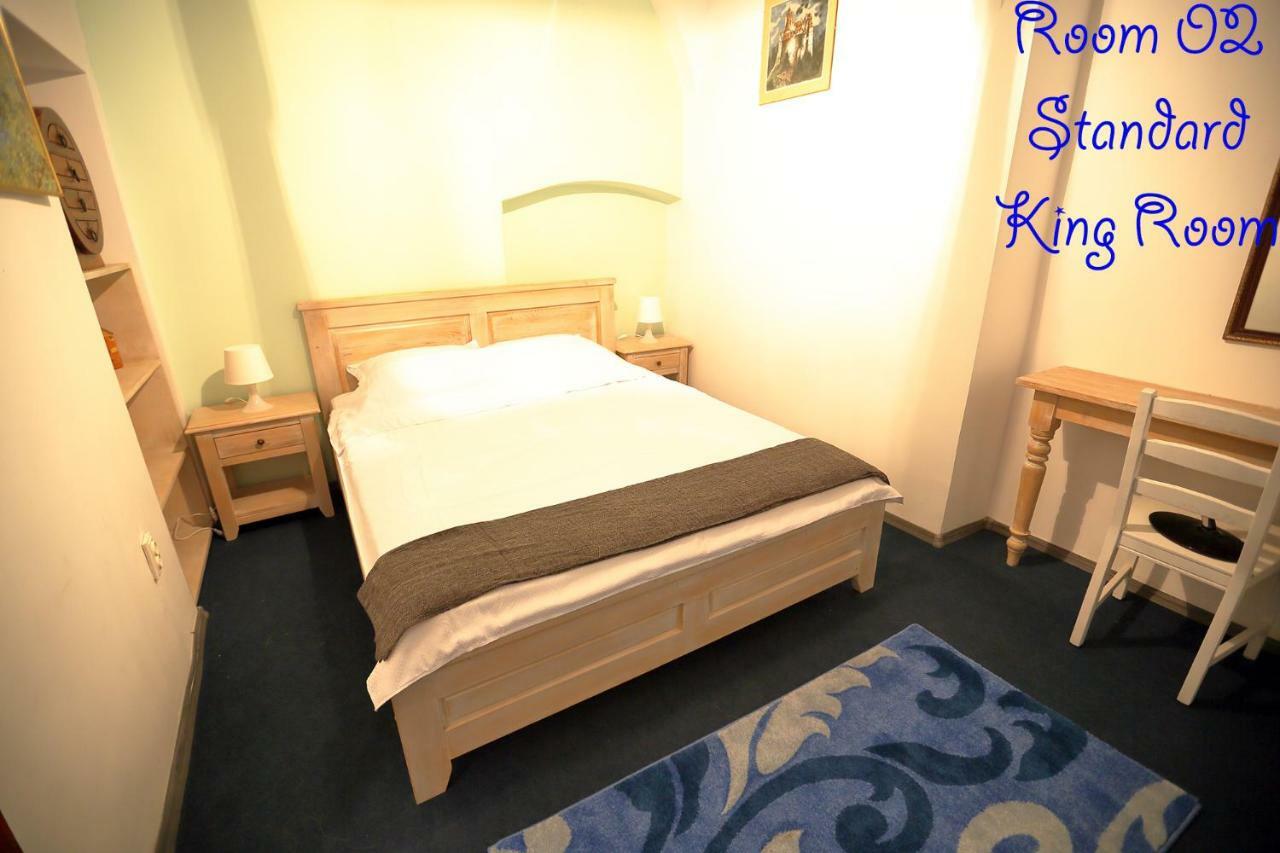 4 Piata Sfatului Affittacamere 3*